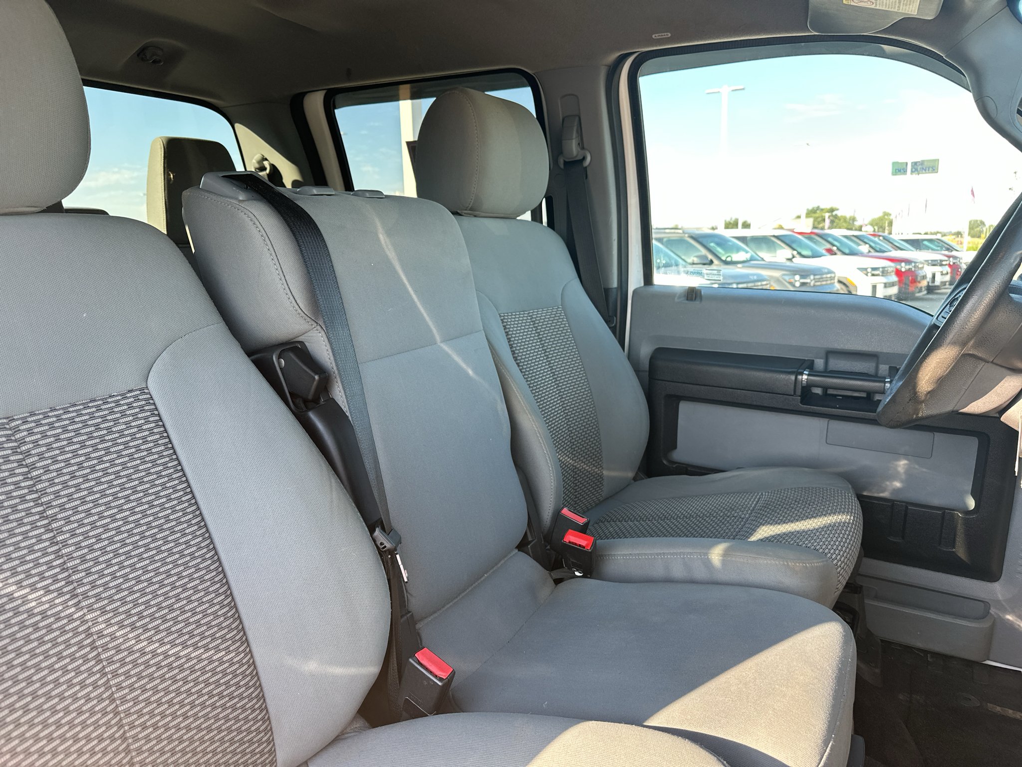 Used 2016  Ford XLT image 30