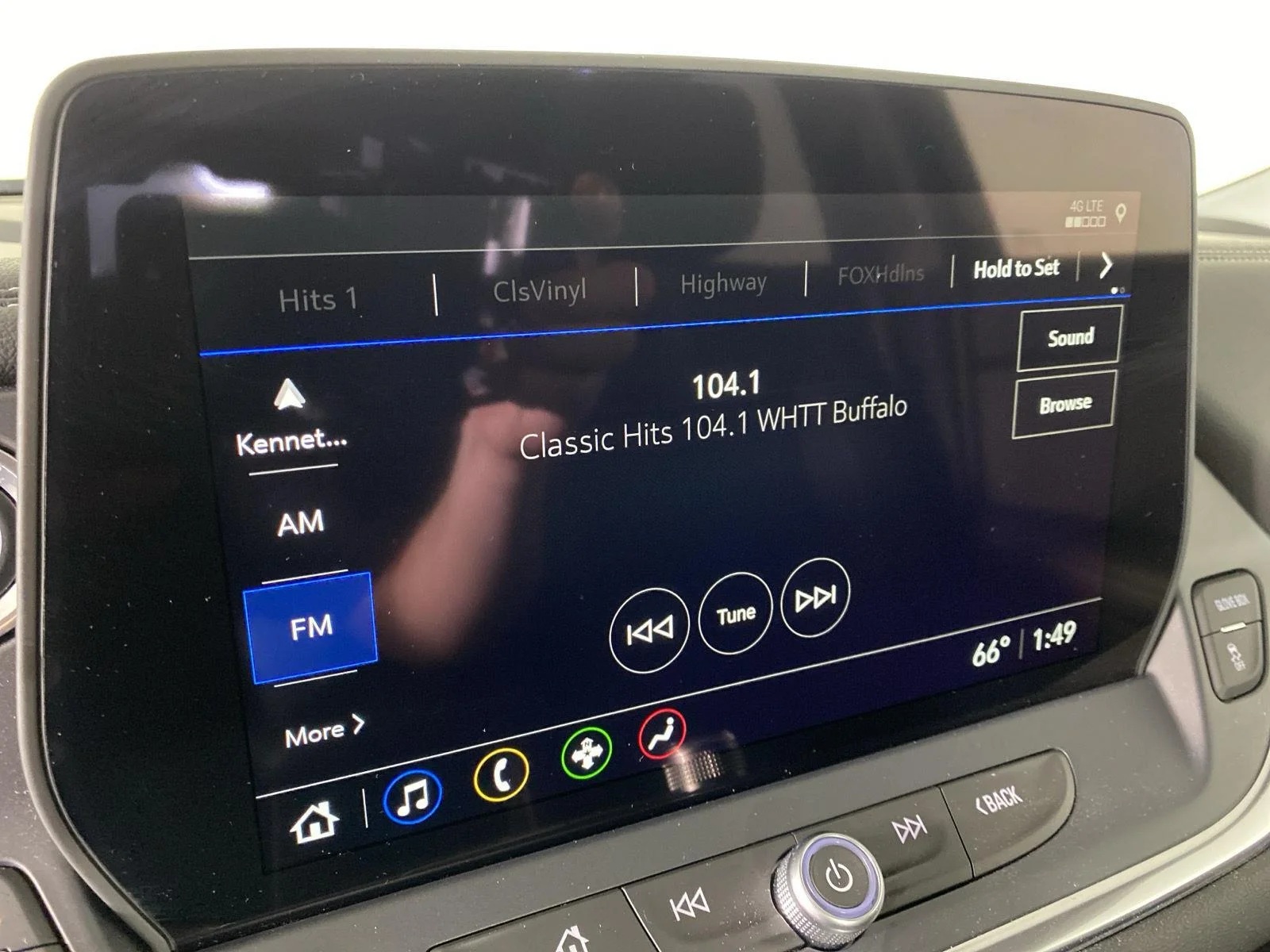 Used 2024 Black Chevrolet 2LT image 17