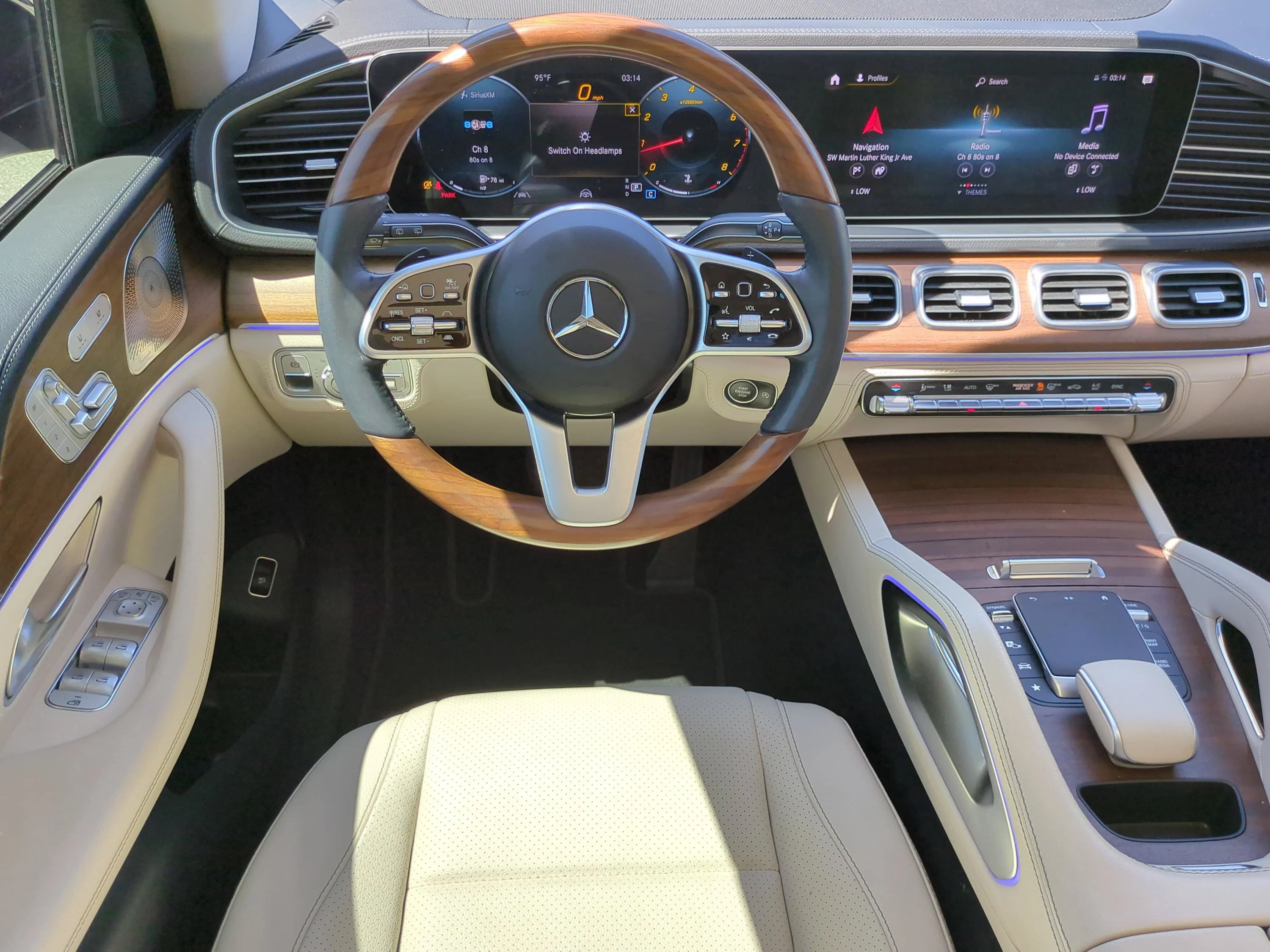 Used 2022 MANUFAKTUR Diamond White Bright Mercedes-Benz GLE 350 image 11