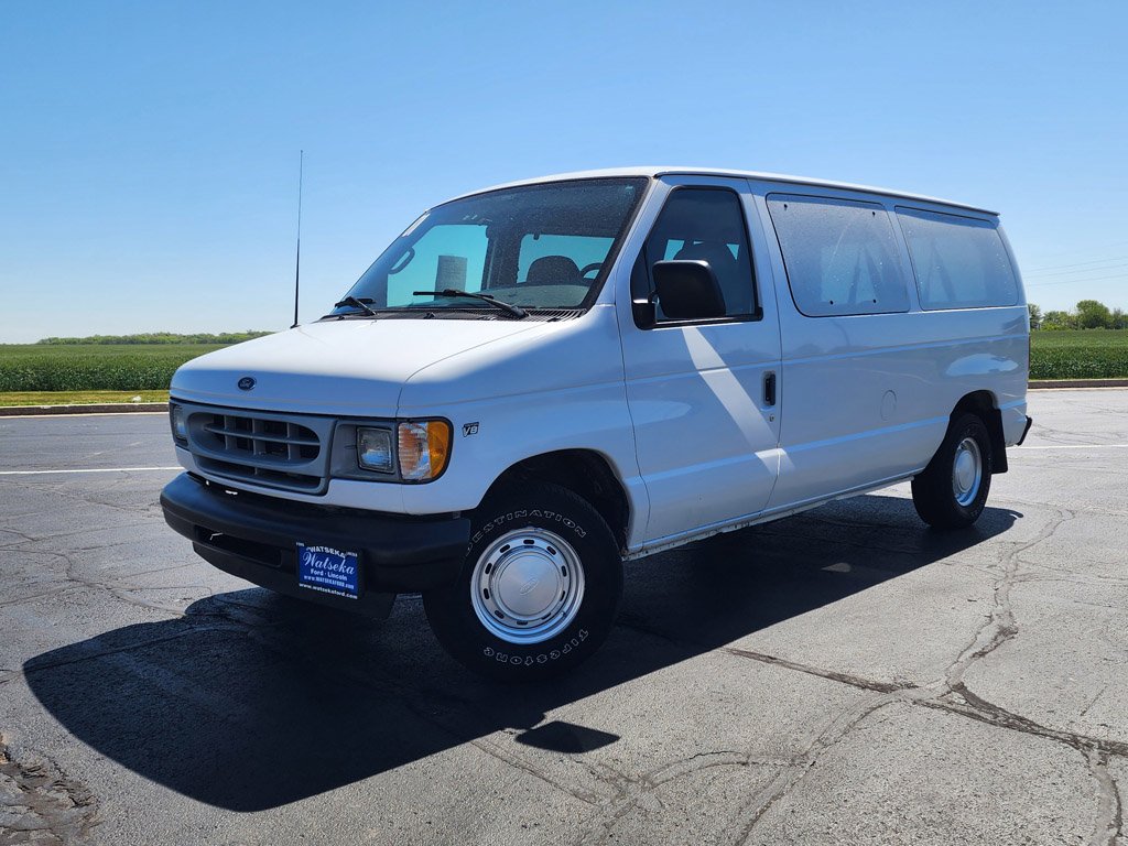 Used 2001  Ford  image 1