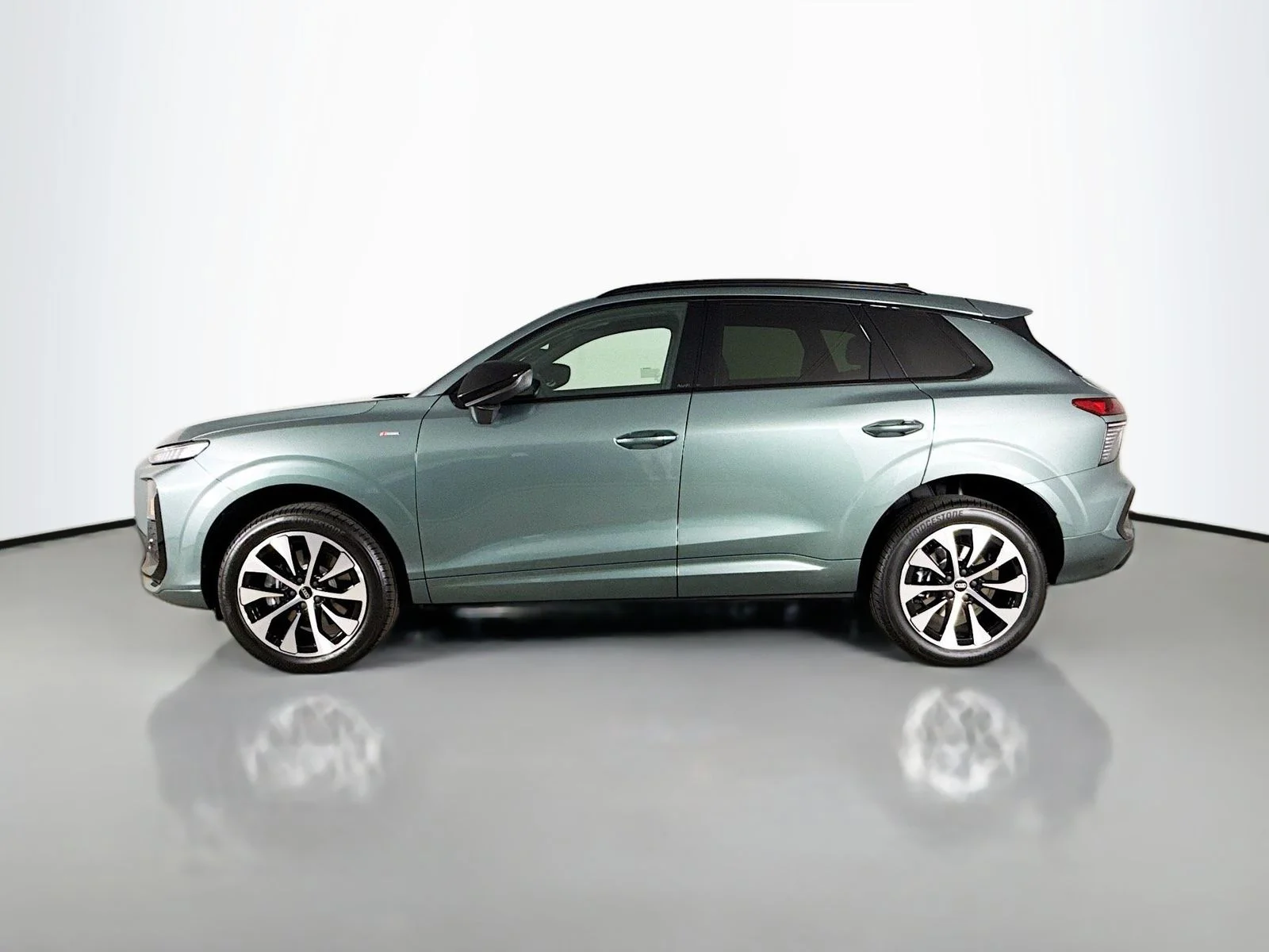 New 2026 Green Audi S line image 5