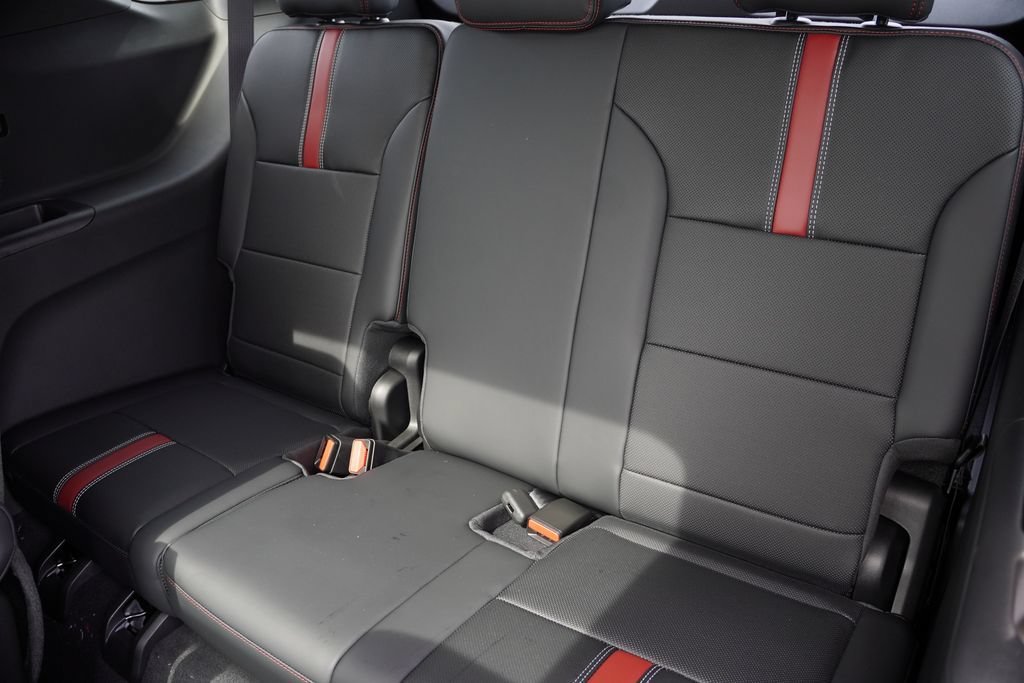 2027 Chevrolet Traverse RS - Photo 12
