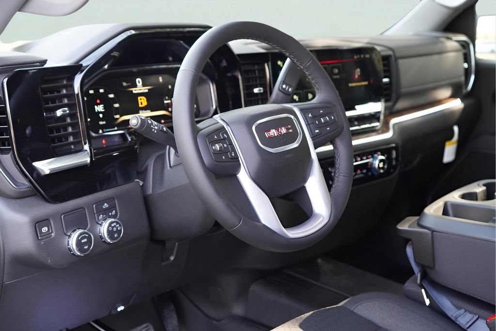 New 2026 Sterling Metallic GMC Elevation image 9