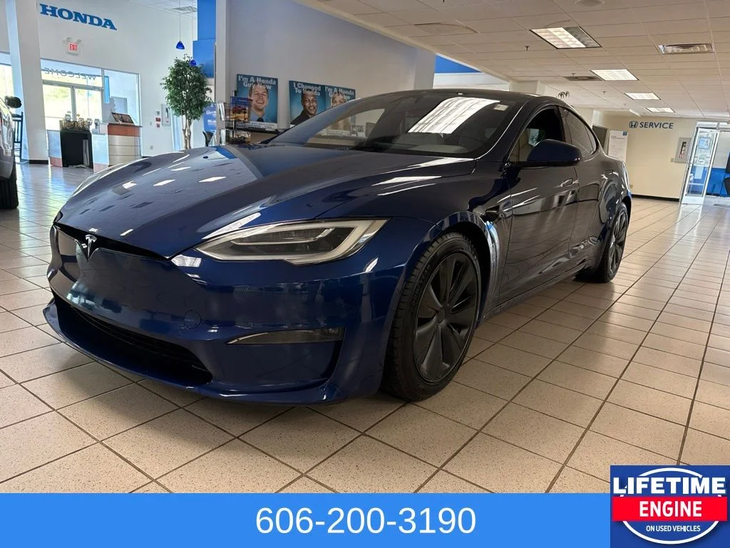 Used 2021  Tesla Plaid image 1