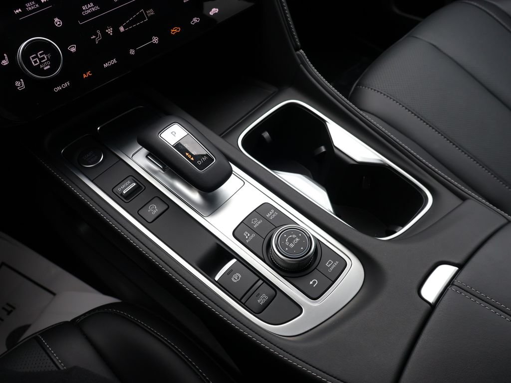 Used 2025 Graphite Shadow INFINITI Sensory image 28