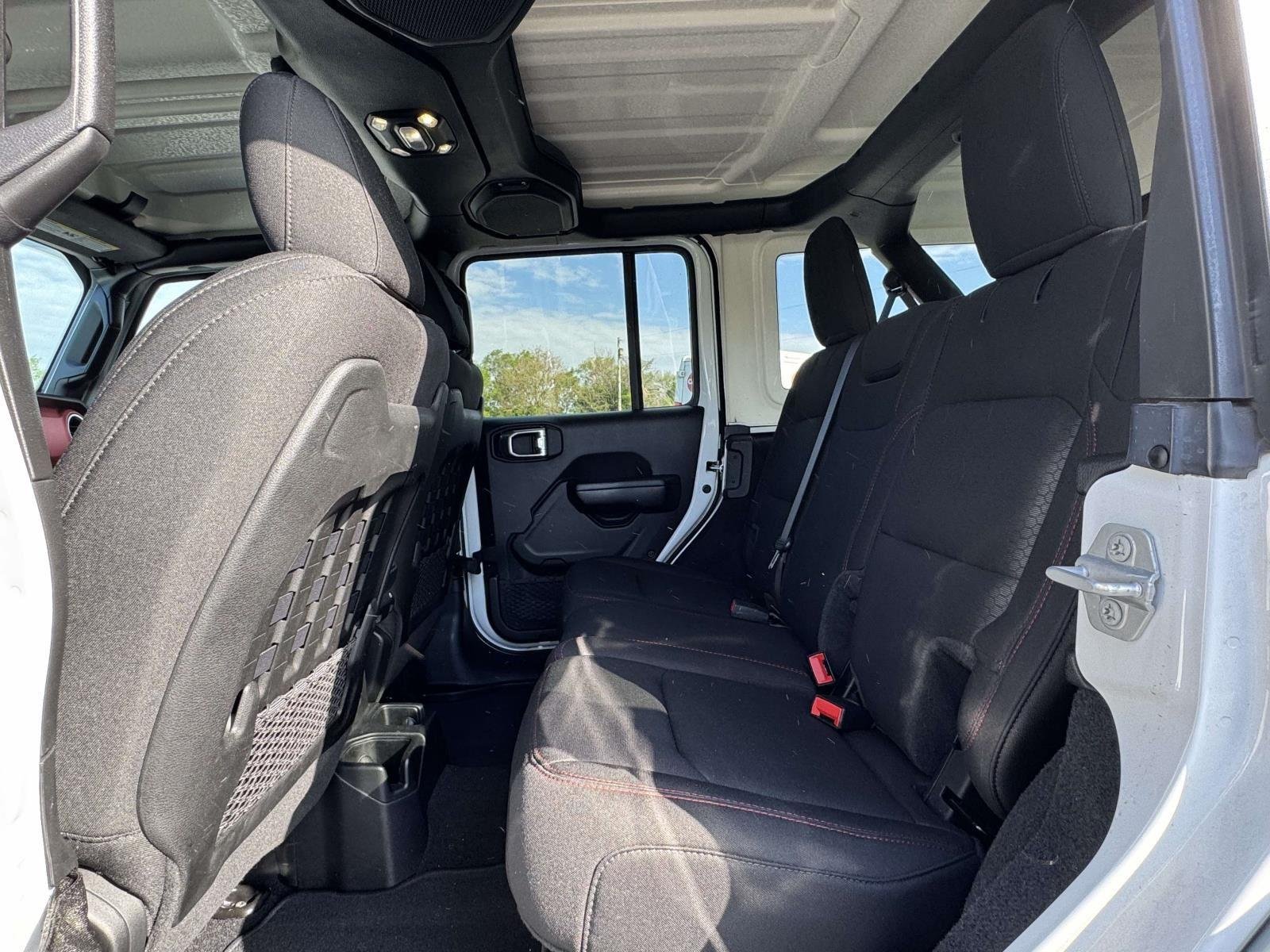 Used 2020 Bright White Clearcoat Jeep Rubicon image 21