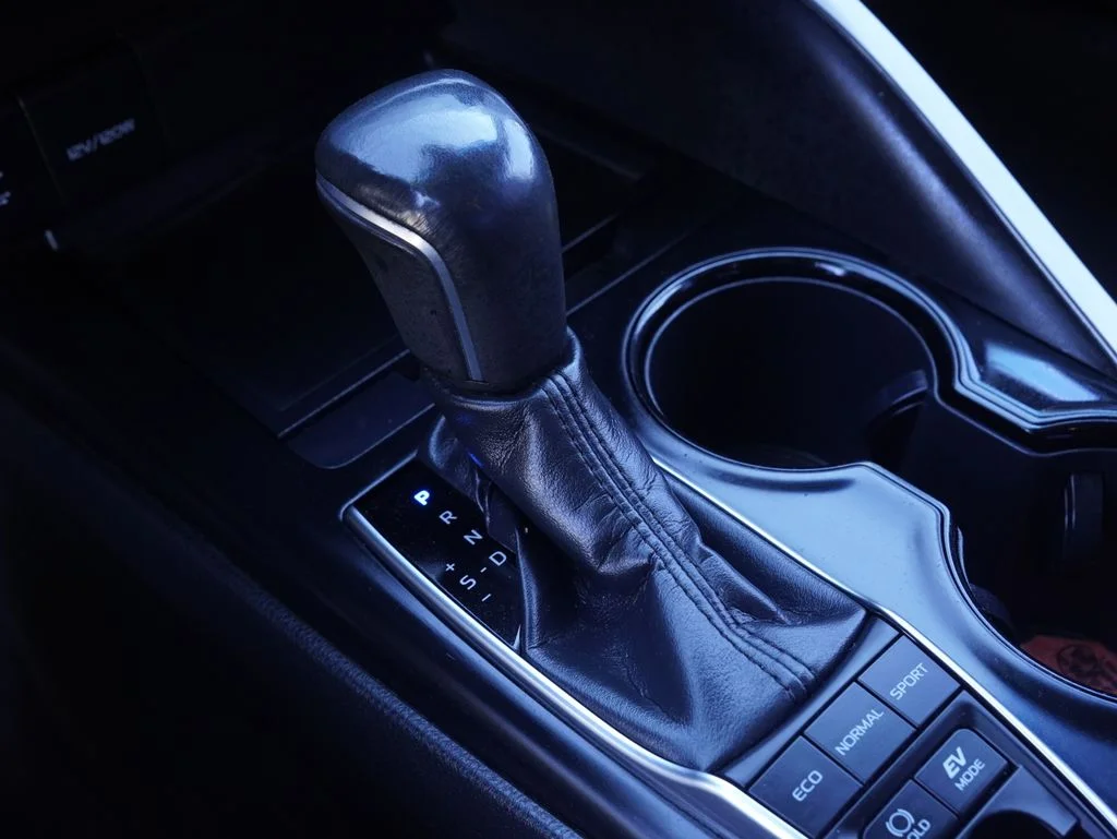 Used 2019 Black Toyota SE image 21