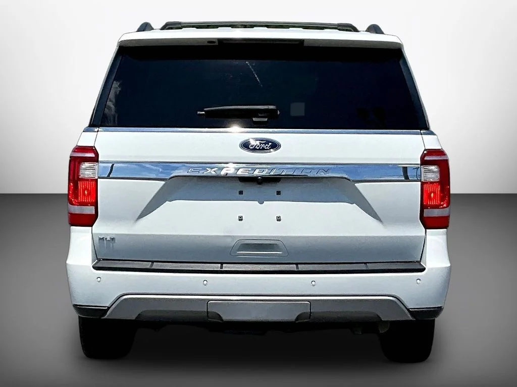 Used 2021 White Ford XLT image 5