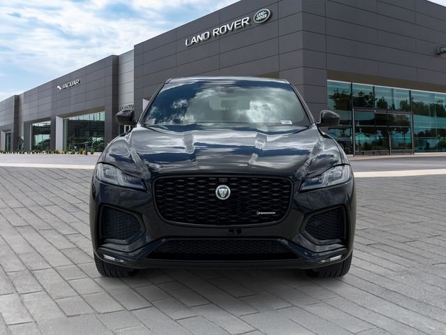 Certified Used 2025 Black Jaguar P400 R-Dynamic S image 8