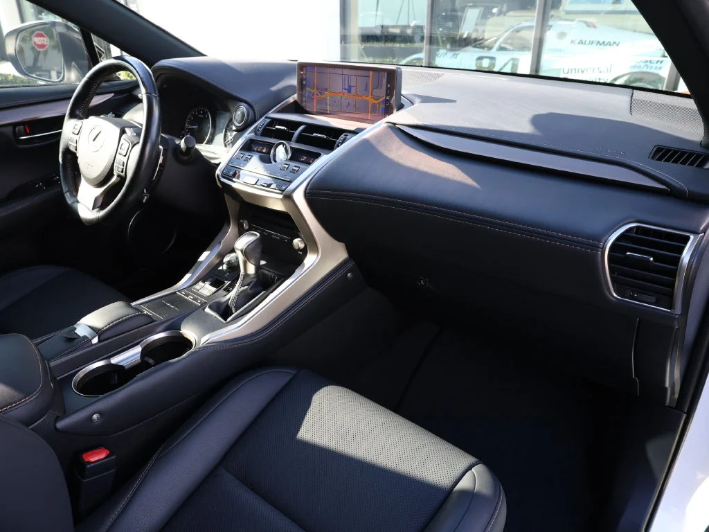 Used 2020 White Lexus 300 Base image 20