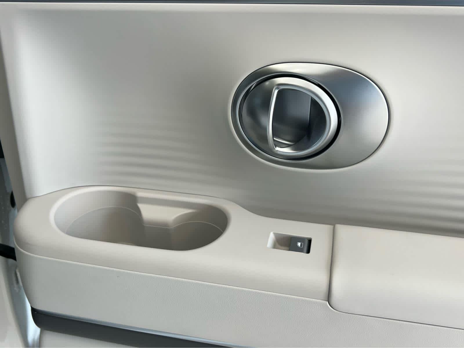 2026 Hyundai IONIQ 9 SE - Photo 21
