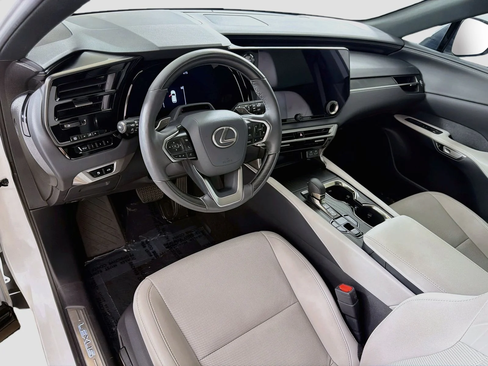 Used 2025 White Pearl Lexus 350h Premium image 10