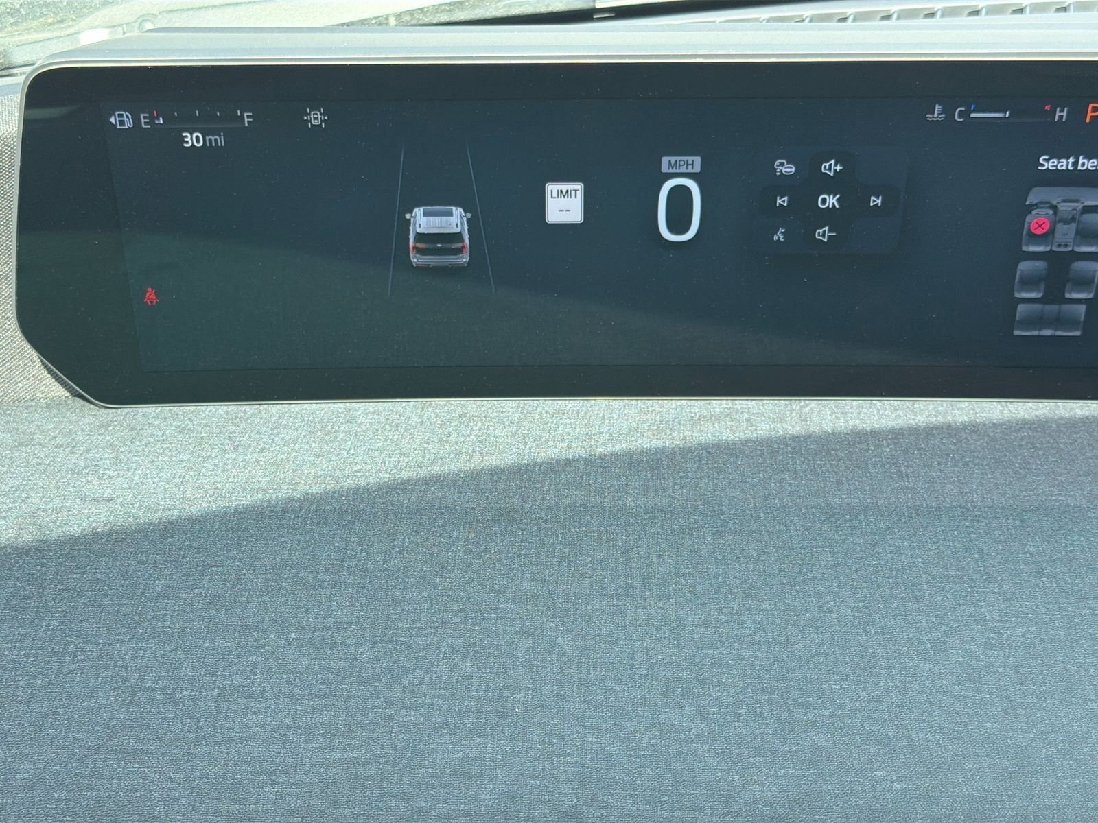 New 2026 Oxford White Ford Active image 33