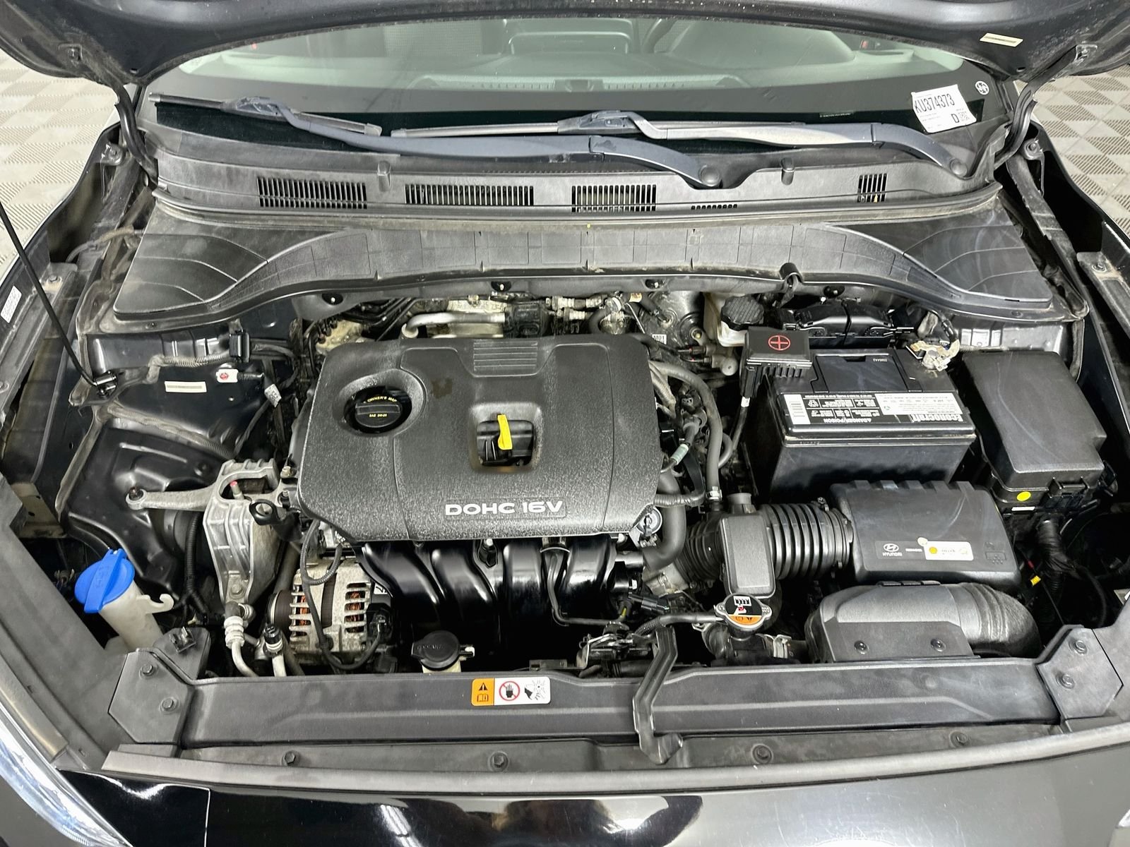 Used 2019 Ultra Black Pearl Hyundai SE image 28