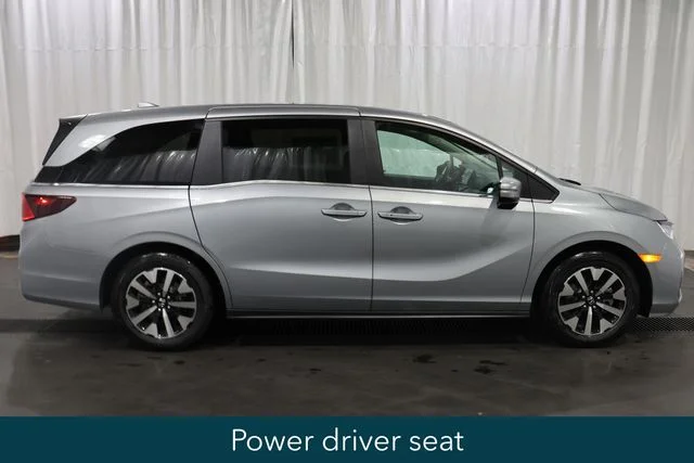 New 2026 Solar Silver Metallic Honda EX-L image 2
