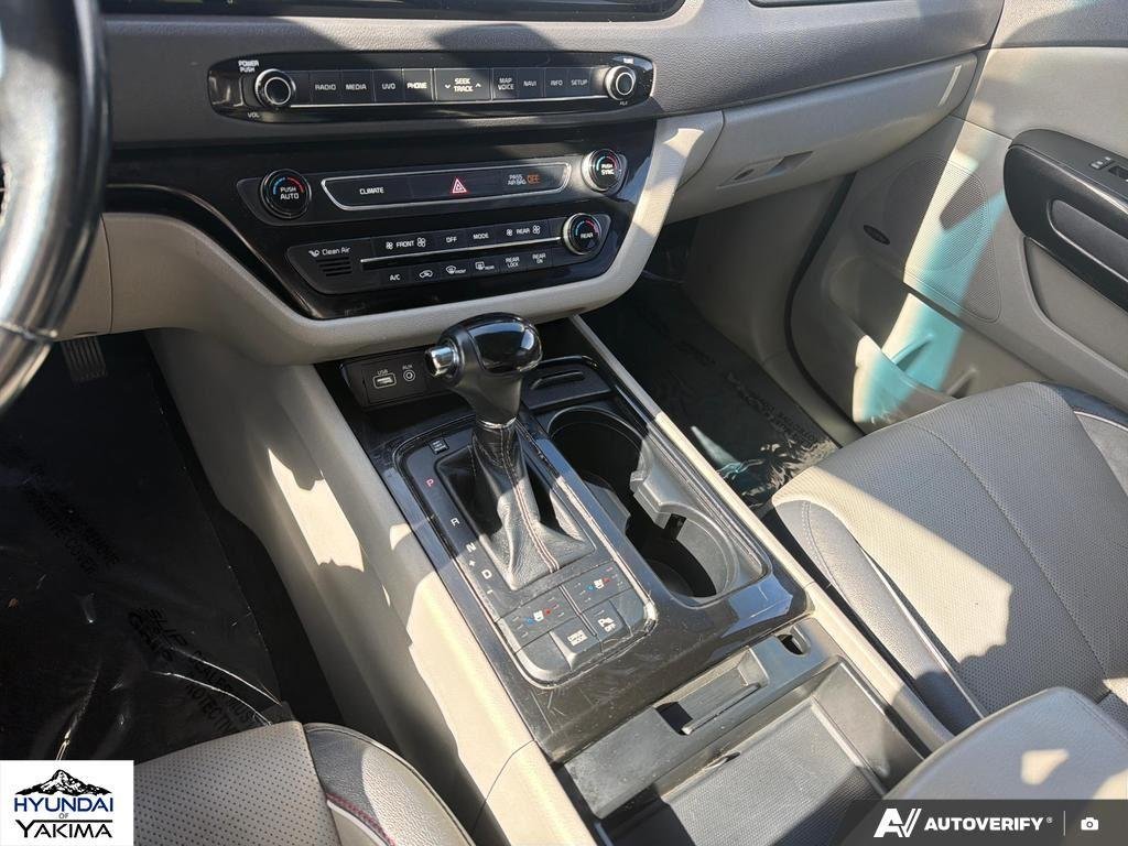 Used 2016 Midnight Sapphire Pearl Metallic Kia SX image 19