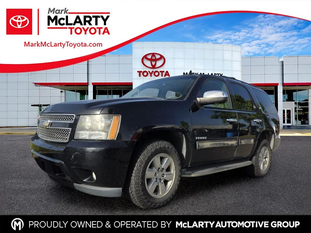 Used 2011 Black Chevrolet LT image 1