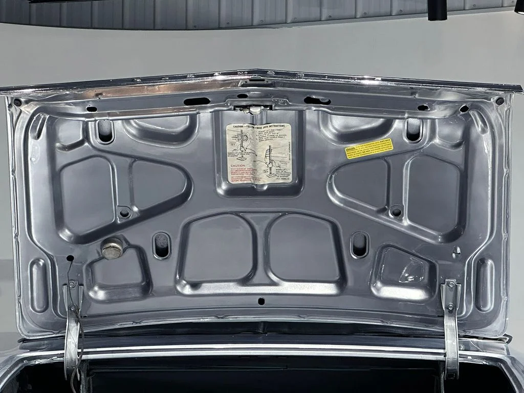 Used 1966 Silver Oldsmobile  image 38