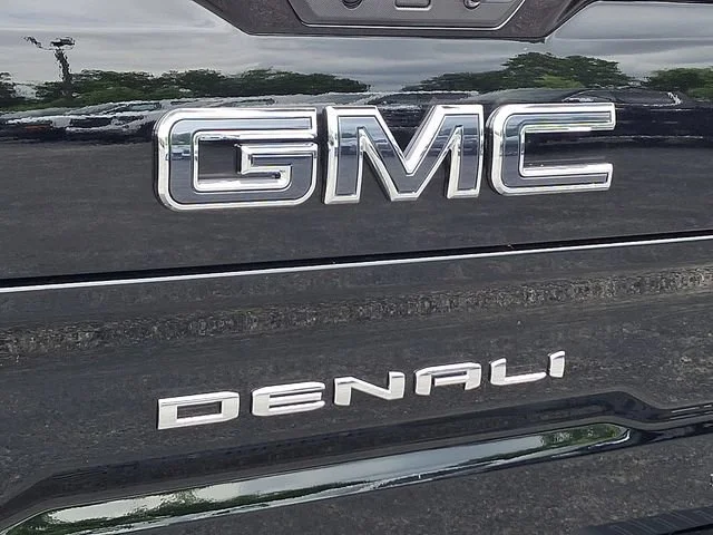 New 2026 Onyx Black GMC Denali Ultimate image 24