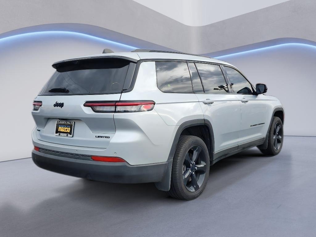 Used 2025 Silver Zynith Jeep Limited image 6