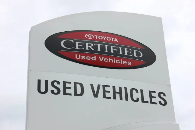 Used 2024 Celestite Toyota LE image 13