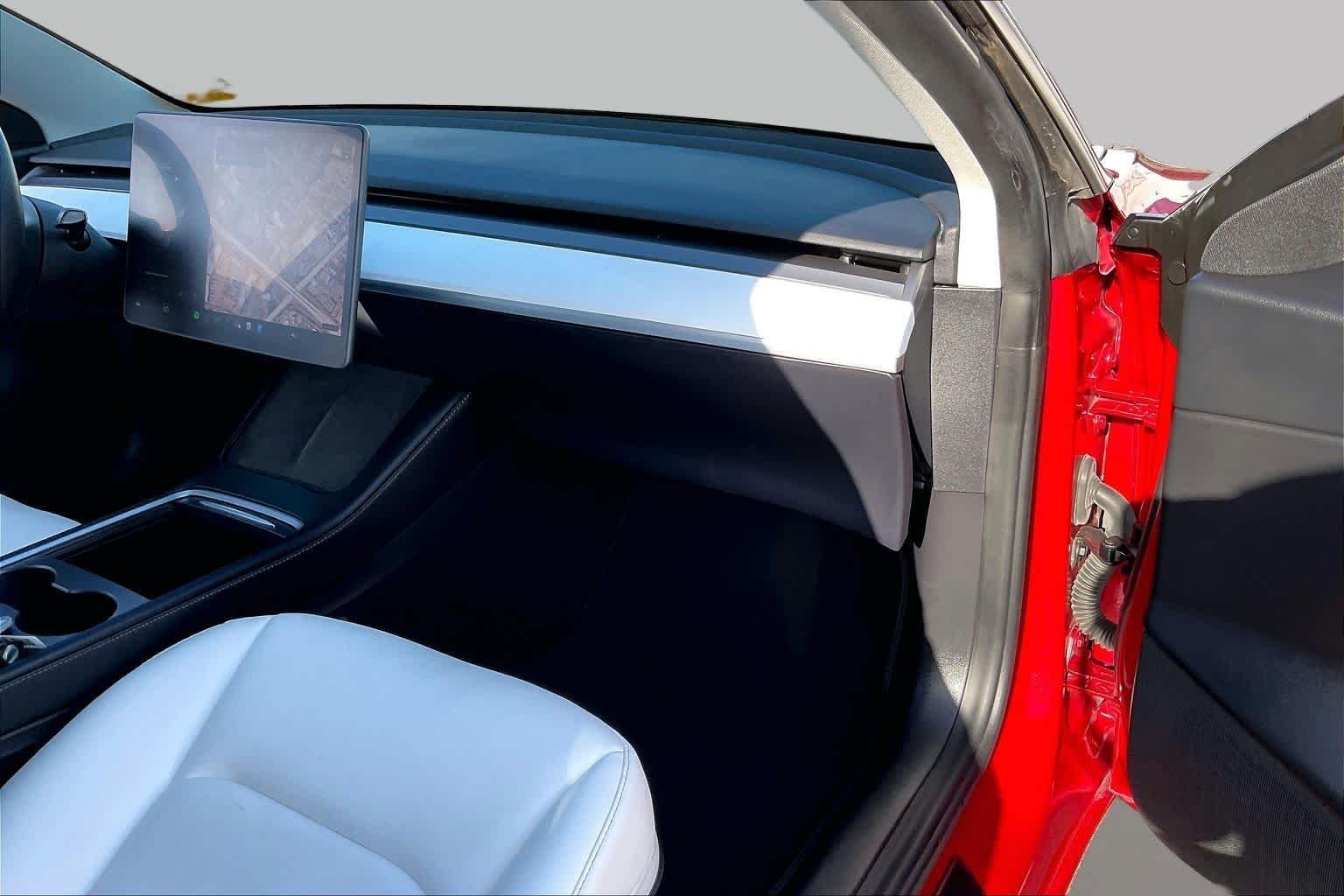 Used 2021 RED Tesla Long Range image 15