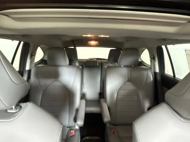 Used 2021 Gray Toyota XLE image 14