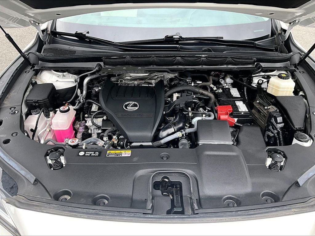 Used 2023 White Lexus 350 Premium image 30
