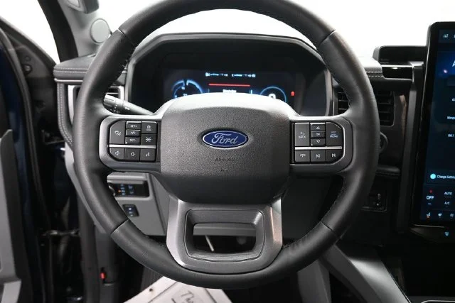 Certified Used 2025 Antimatter Blue Metallic Ford Flash image 15