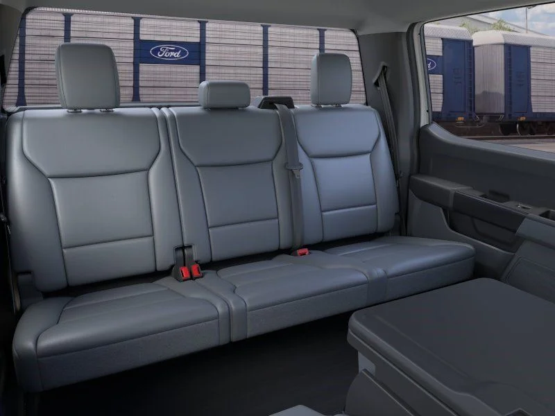New 2026 Oxford White Ford XL image 11
