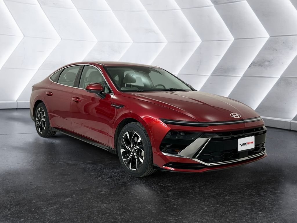 2025 Hyundai Sonata SEL's photo