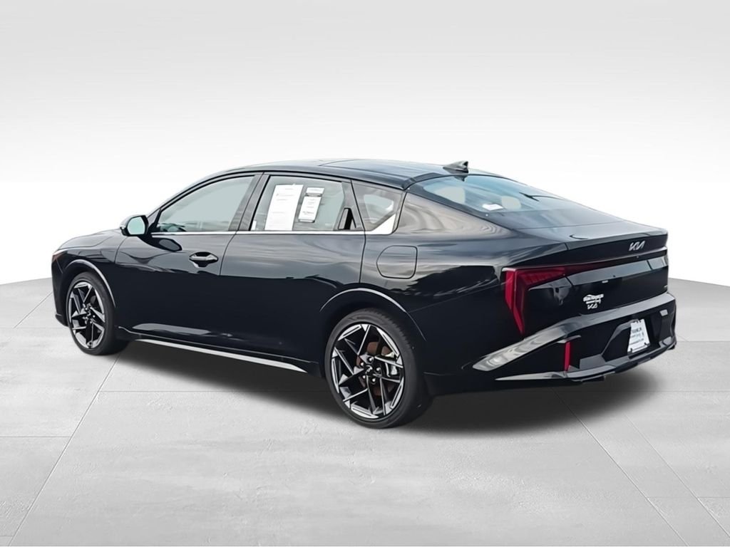 Used 2025 Black Kia GT-Line image 7