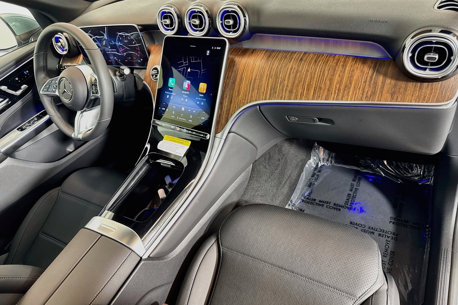 New 2026 Verde Silver Metallic Mercedes-Benz GLC 300 image 27