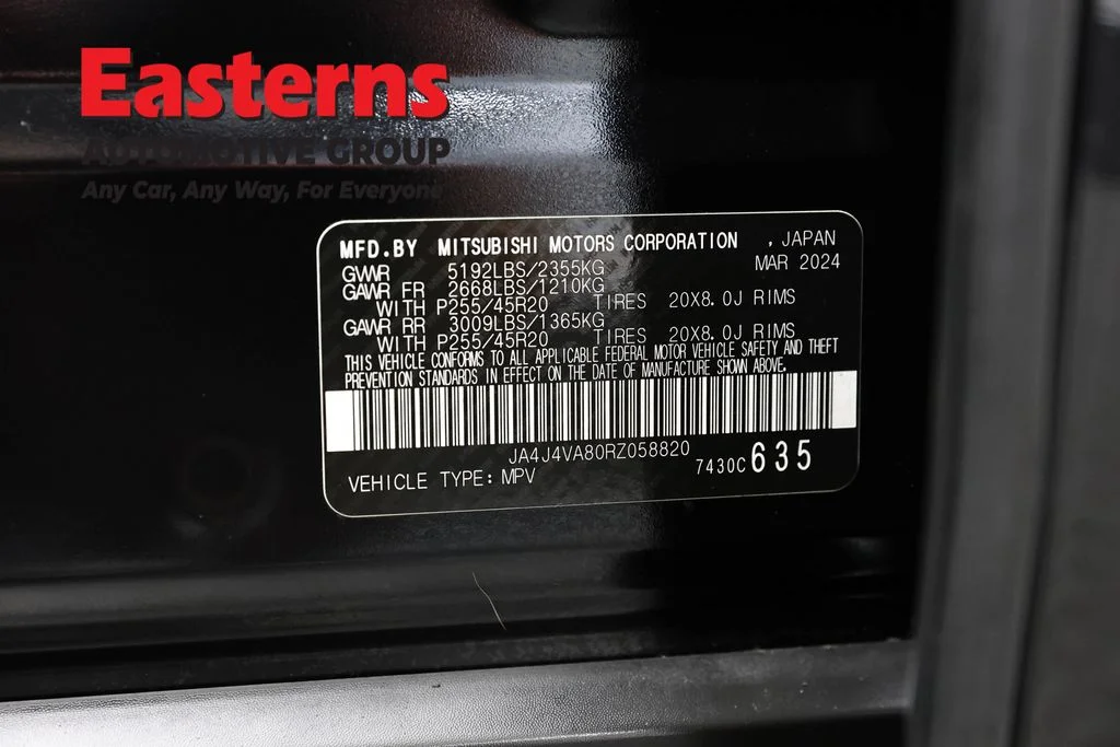 Used 2024 Black Mitsubishi SE image 35