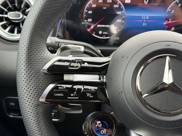 New 2026 MANUFAKTUR Alpine Grey Mercedes-Benz AMG® GLB 35 4MATIC® SUV image 17