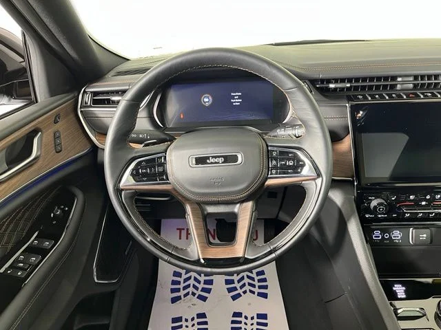 Used 2023 White Jeep Summit image 20