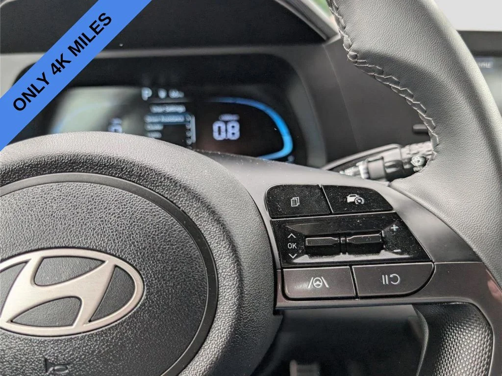 Used 2026 Silver Hyundai SEL Sport image 22