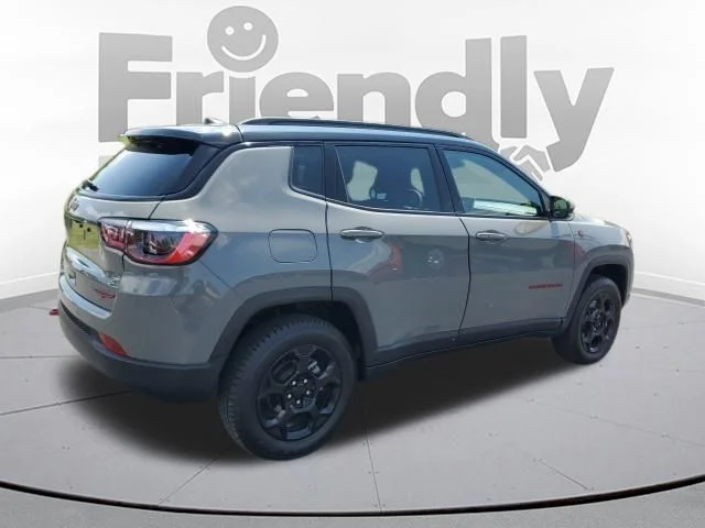 Used 2023 Gray Jeep Trailhawk image 5