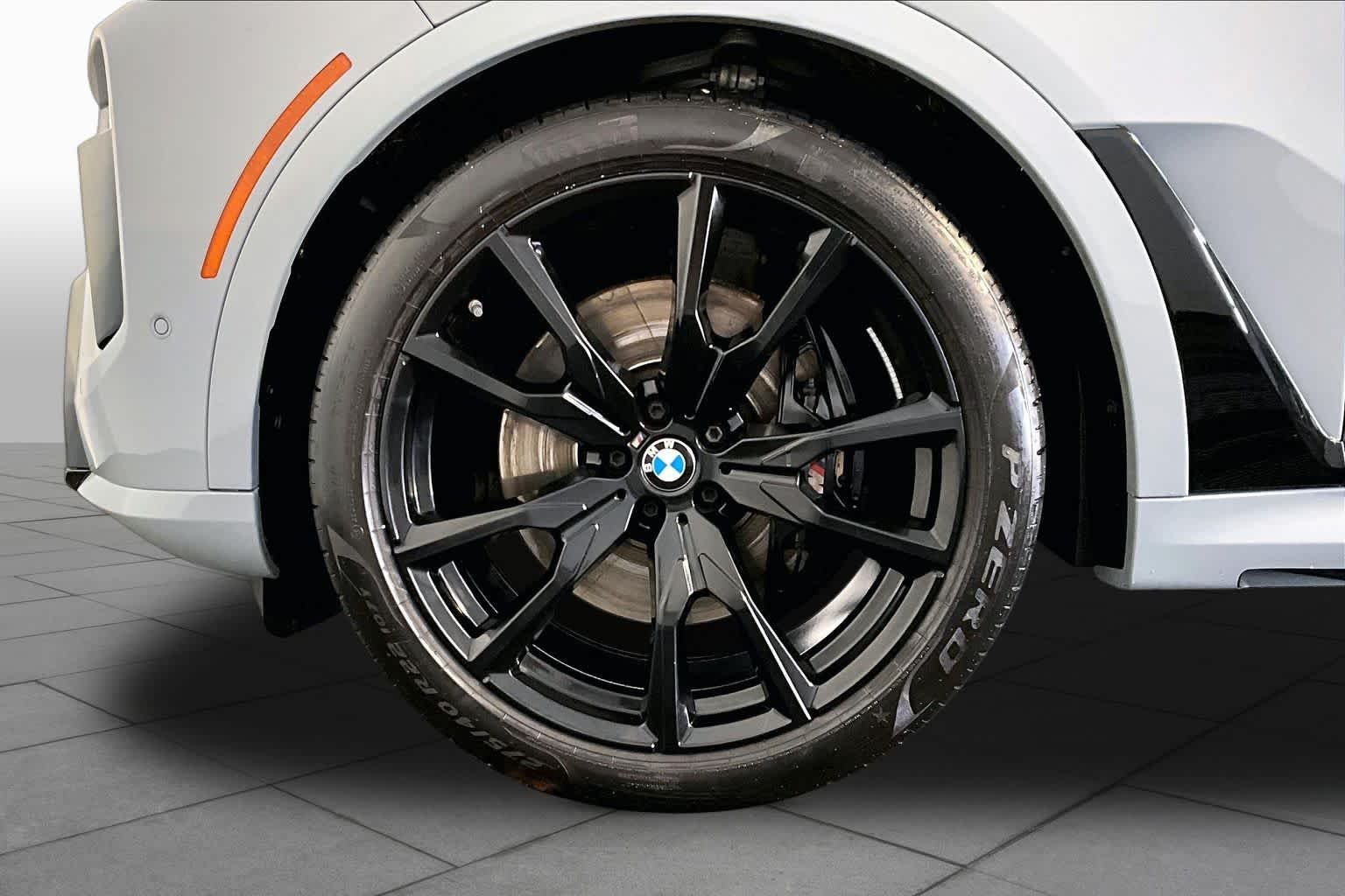 Used 2023 Brooklyn Grey Metallic BMW M60i image 11