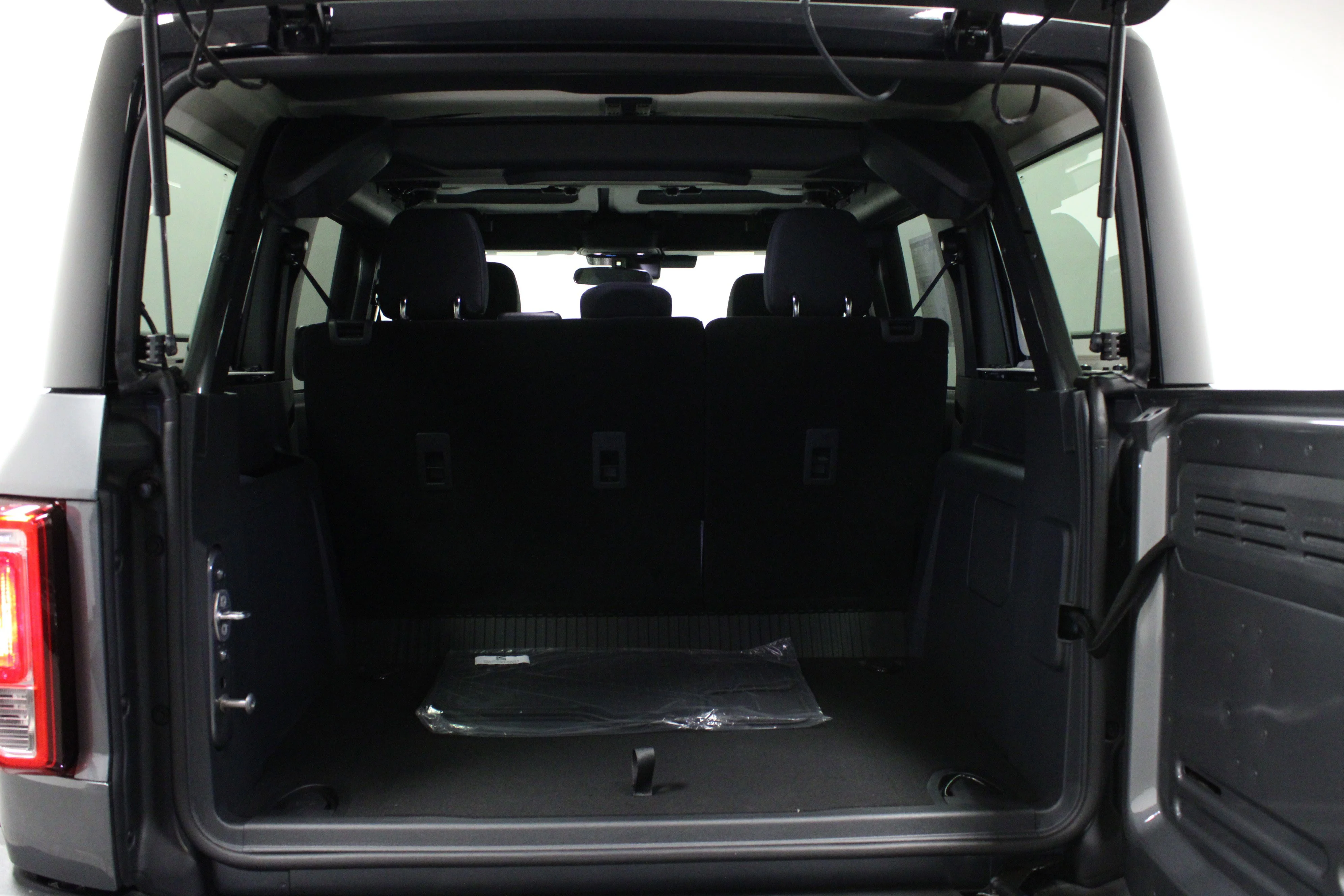 New 2026 Carbonized Gray Metallic Ford Big Bend® image 14