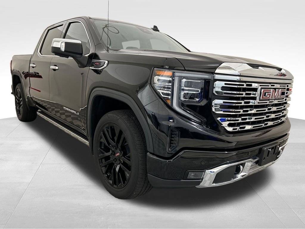 Used 2022 Black GMC Denali image 9