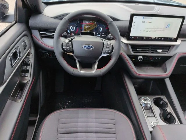 New 2026 Oxford White Ford Lariat® image 18