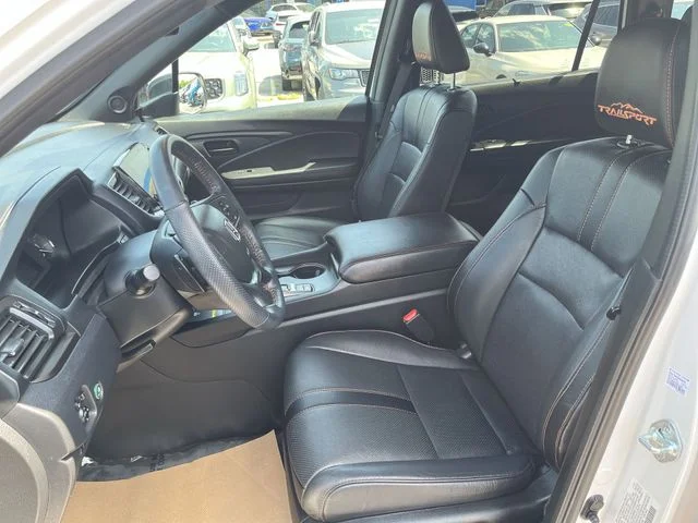 Used 2025 Silver Honda TrailSport image 15