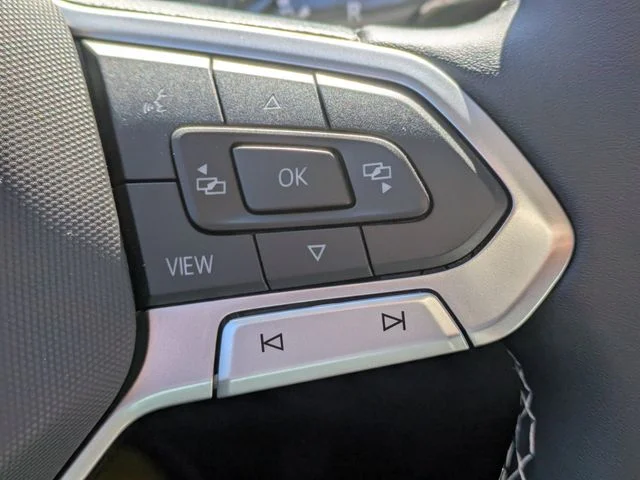 New 2026 Black Volkswagen 2.0T S image 25