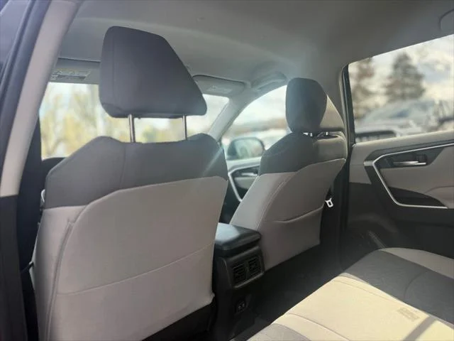 Certified Used 2020 MIDNIGHT BLACK METALLIC Toyota  image 17