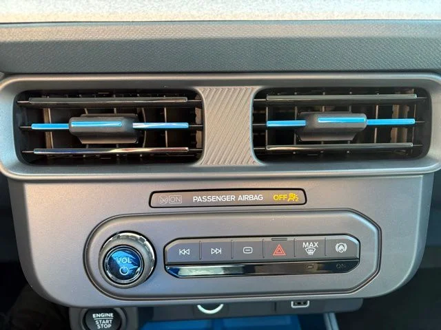 New 2025 Azure Gray Metallic Tri-Coat Ford XLT image 9