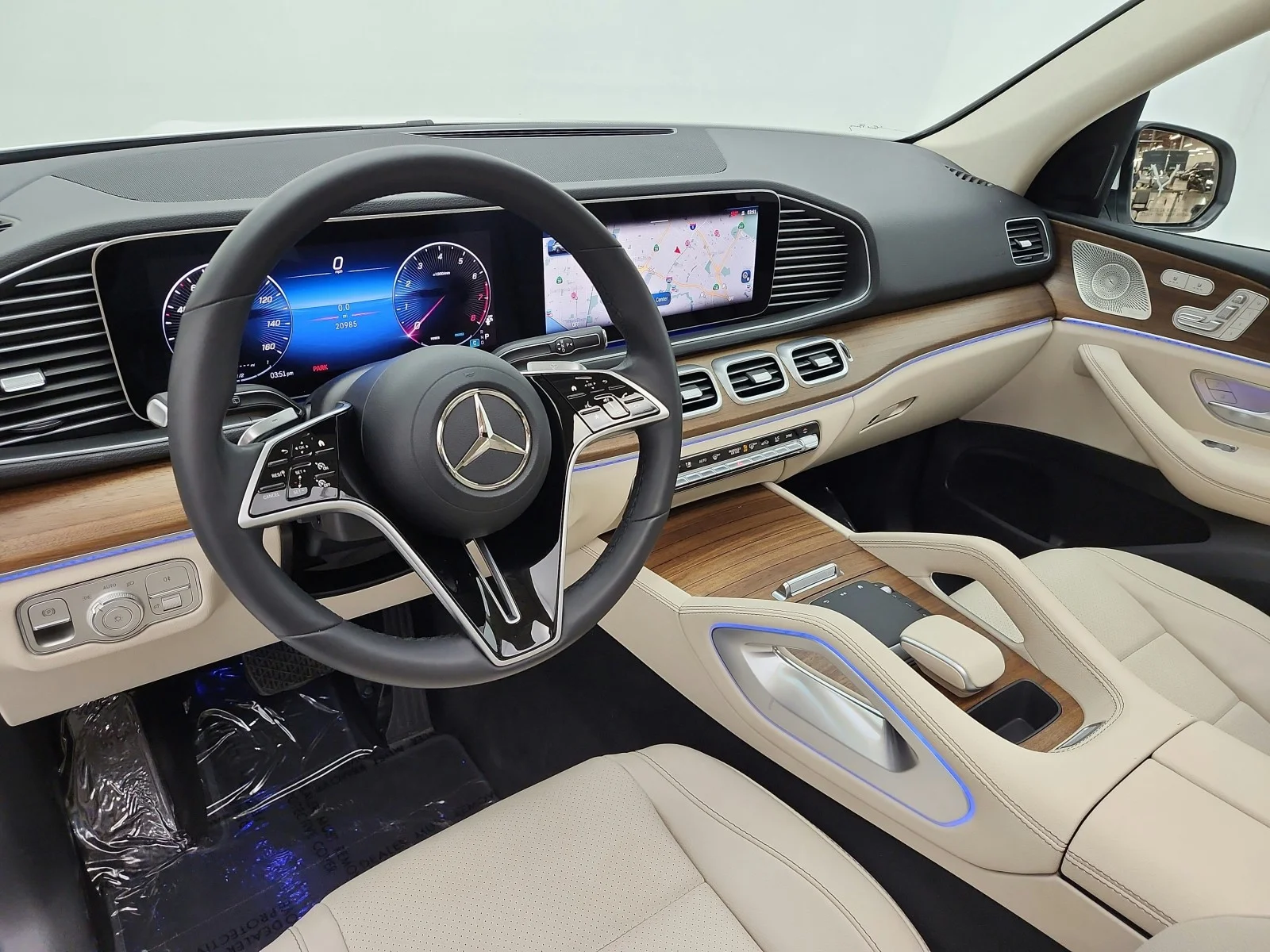 Certified Used 2024 Polar White Mercedes-Benz GLE 350 4MATIC® SUV image 14