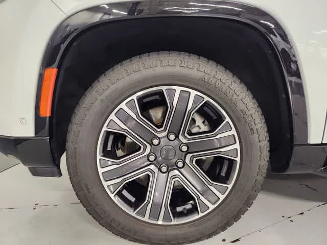 Used 2024 Bright White Clearcoat Jeep Series II image 8