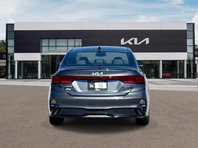 Used 2023 Gray Kia GT-Line image 7