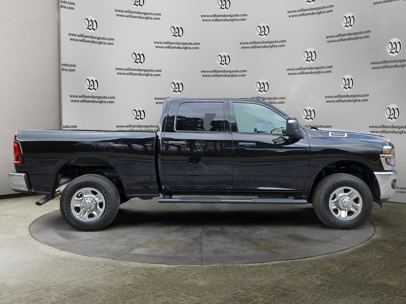 2026 RAM 2500 Tradesman - Photo 6